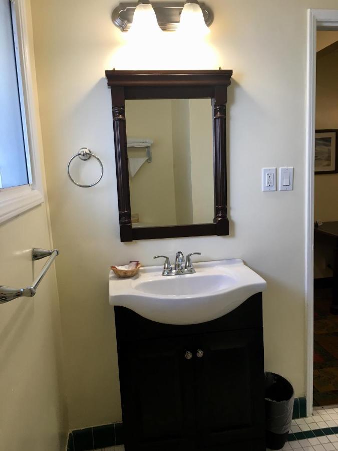 Los Feliz Hotel Glendale Eksteriør bilde