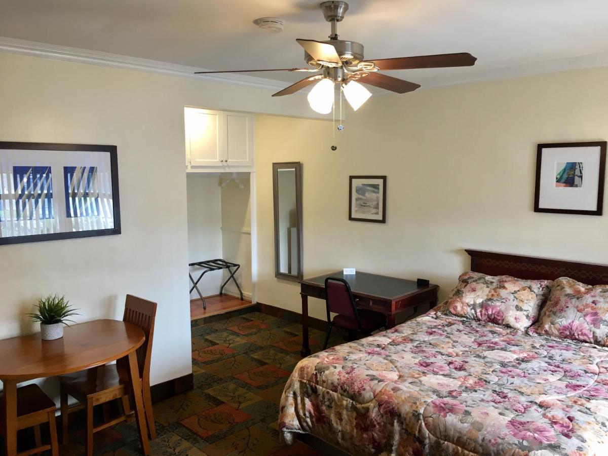 Los Feliz Hotel Glendale Eksteriør bilde
